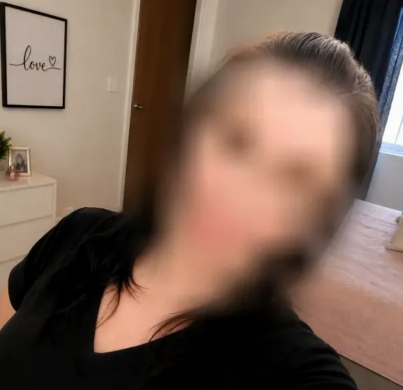 Celina, 37
