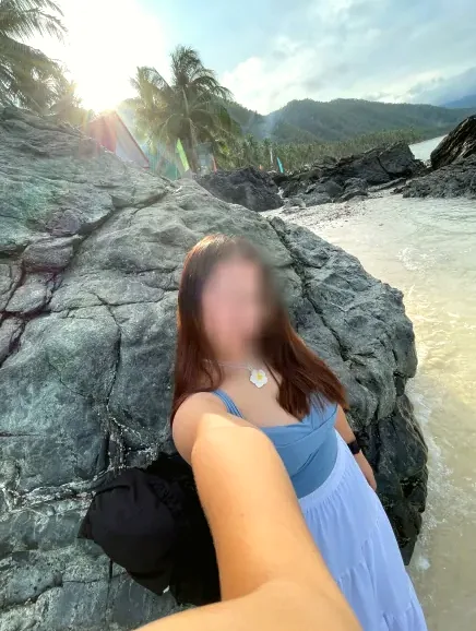 Christina, 24