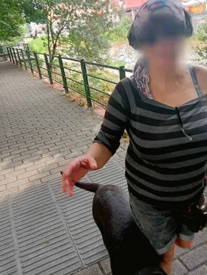 Claudia, 32