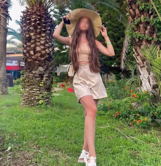 Hanna, 23